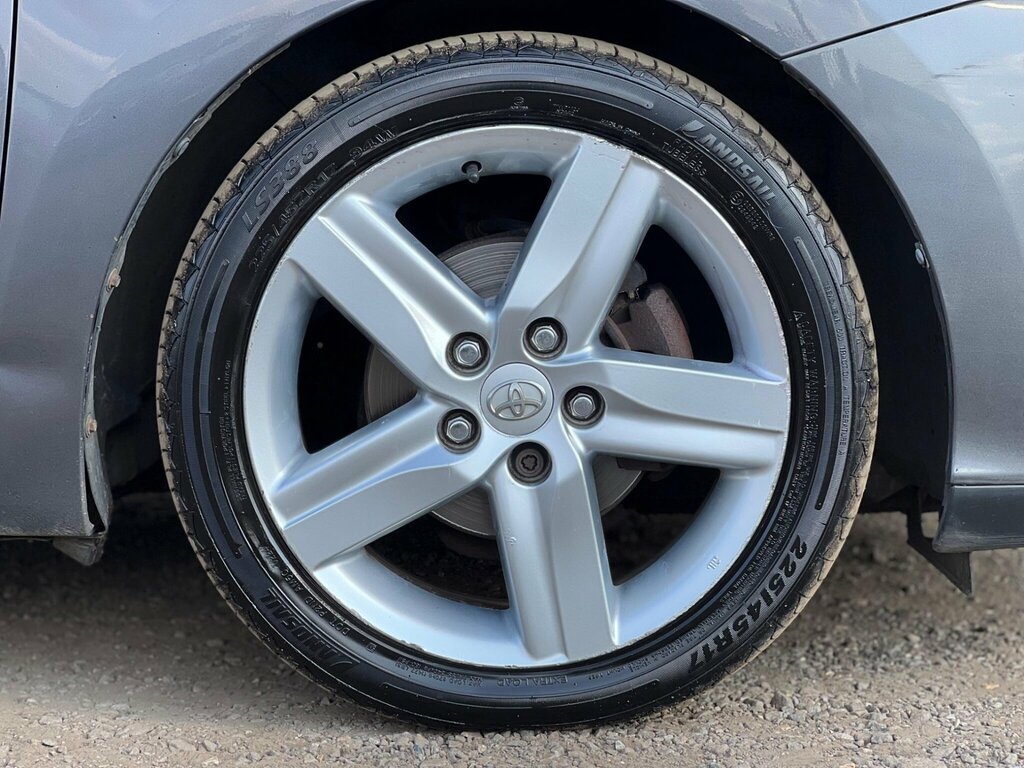 Toyota Auris Grey #13