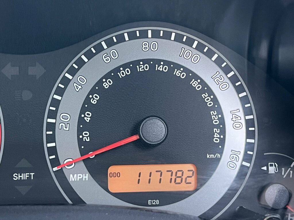 Toyota Auris Grey #51