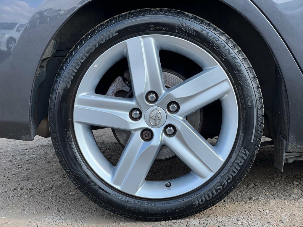 Toyota Auris Grey #14
