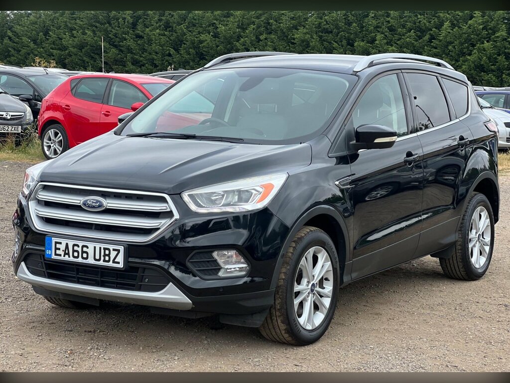 Ford Kuga 2.0 Tdci Titanium Euro 6 Ss Black #3