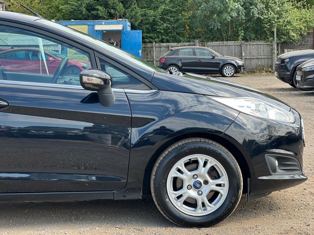 Ford Fiesta 1.6 Ecoboost St-3 Red #11