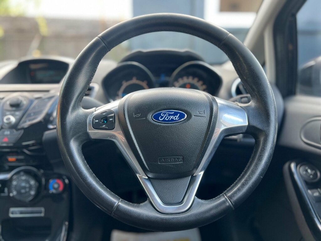 Ford Fiesta 1.6 Ecoboost St-3 Red #42