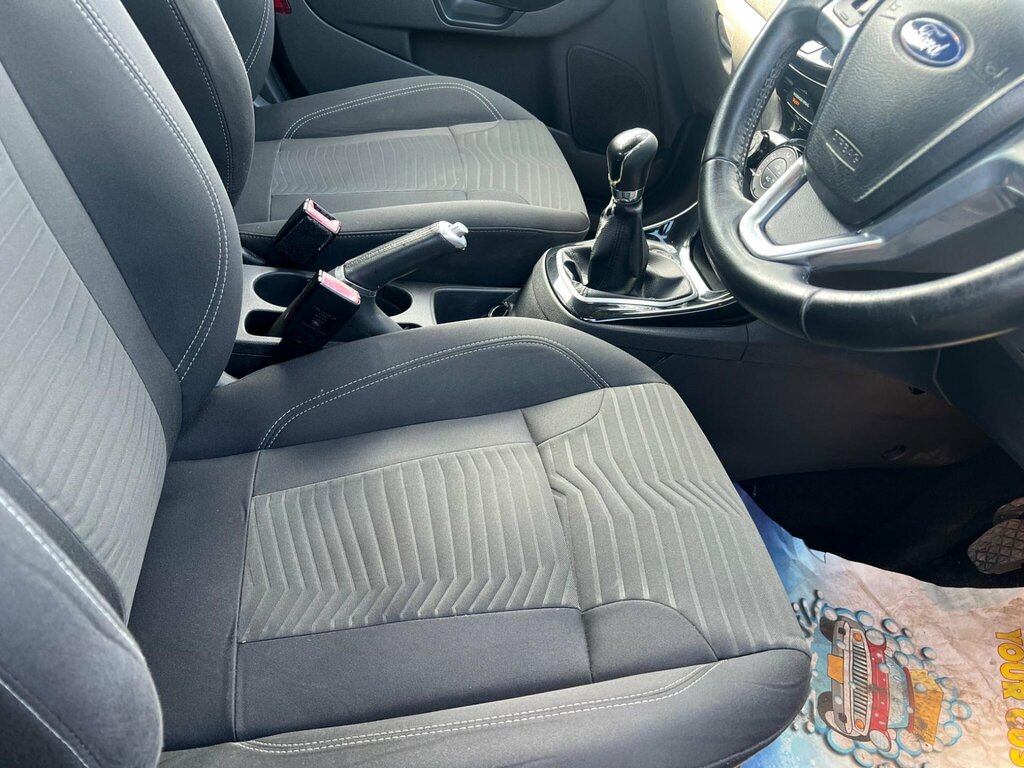 Ford Fiesta 1.6 Ecoboost St-3 Red #33