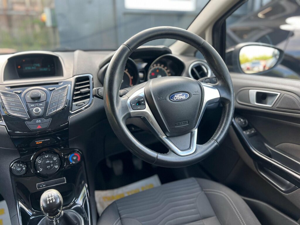 Ford Fiesta 1.6 Ecoboost St-3 Red #29
