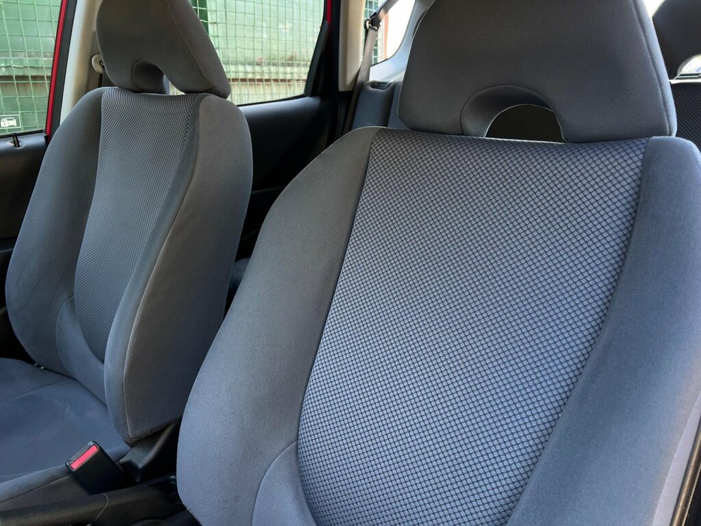 Honda Jazz 1.4 I-dsi Se Silver #28