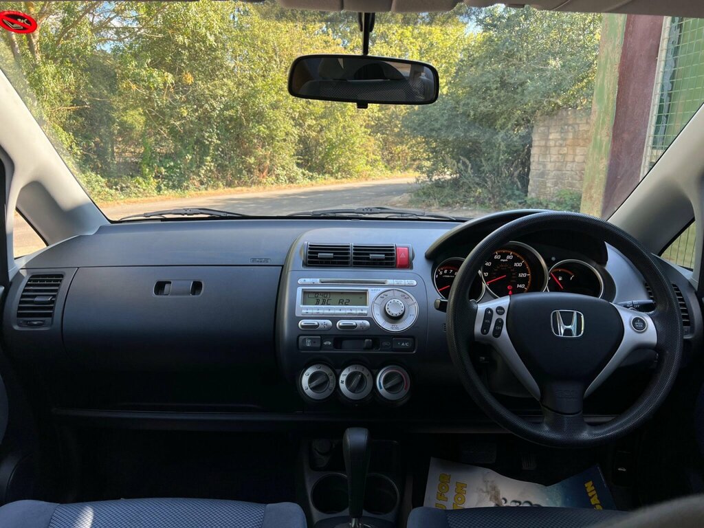 Honda Jazz 1.4 I-dsi Se Silver #32