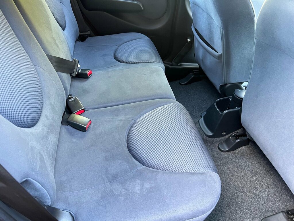 Honda Jazz 1.4 I-dsi Se Silver #23