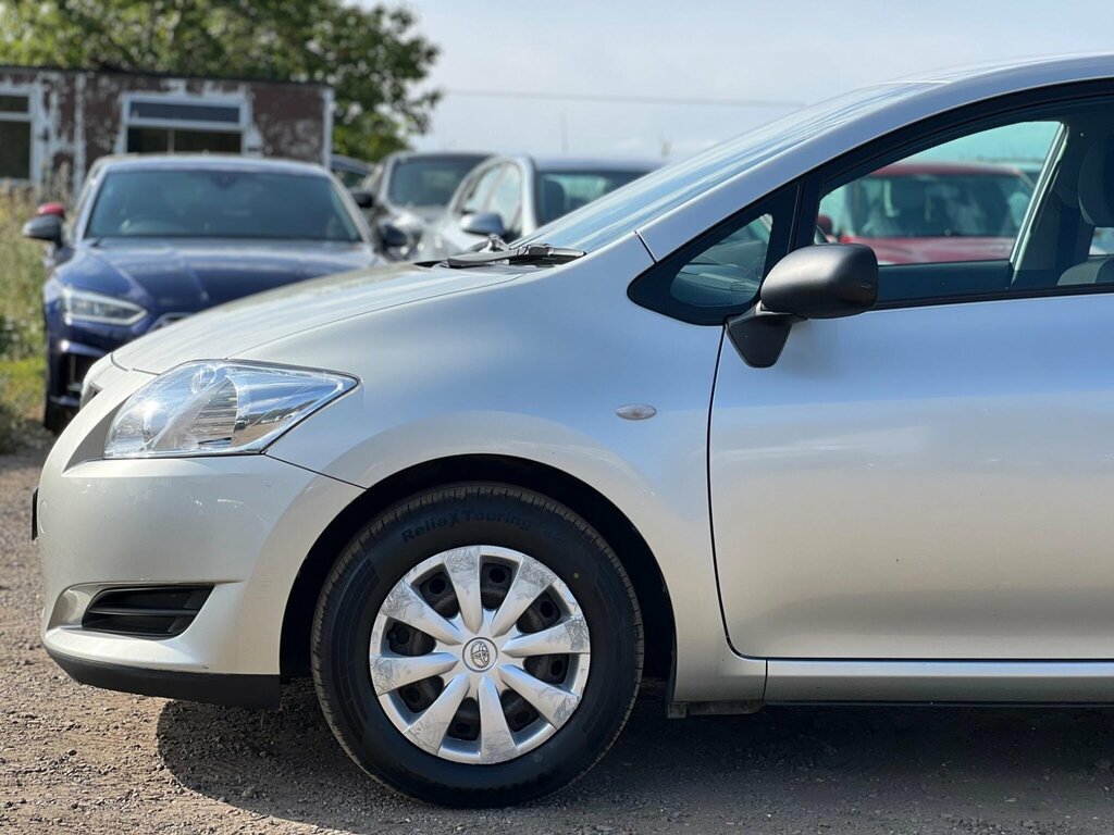 Toyota Auris 1.4 D-4d Tr Blue #18