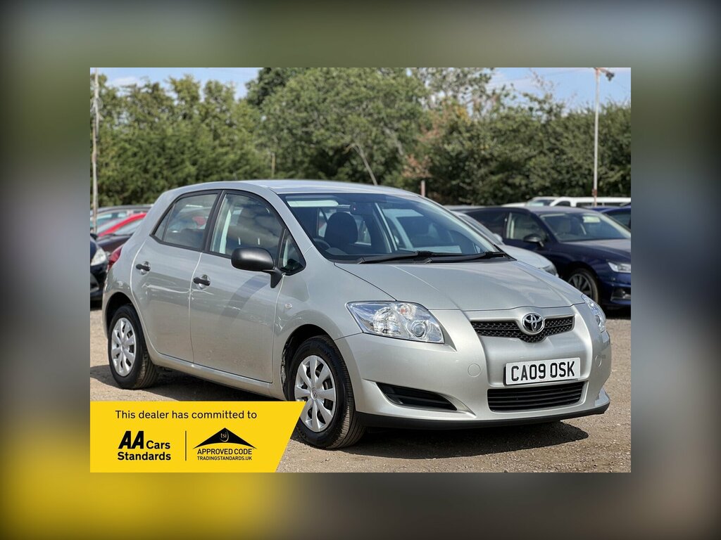 Toyota Auris 1.33 Vvt-i Tr Ss Silver