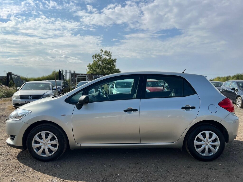 Toyota Auris 1.4 D-4d Tr Blue #15