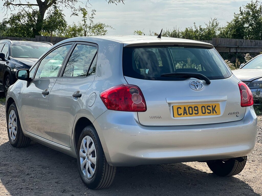 Toyota Auris 1.33 Vvt-i Tr Ss Silver #6