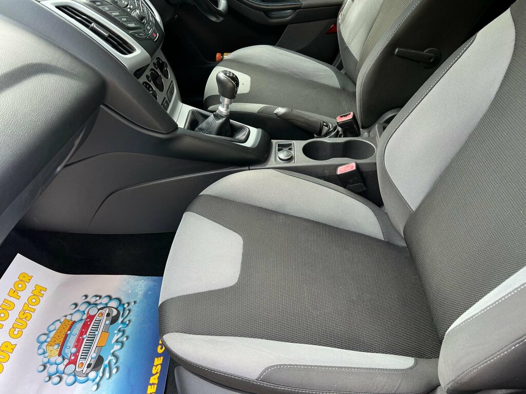 Ford Focus 1.6 Zetec Euro 5 Silver #31