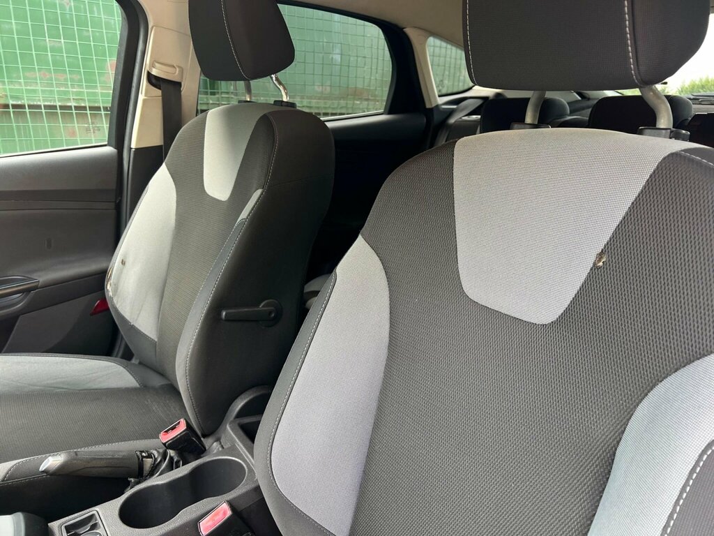 Ford Focus 1.6 Zetec Euro 5 Silver #33