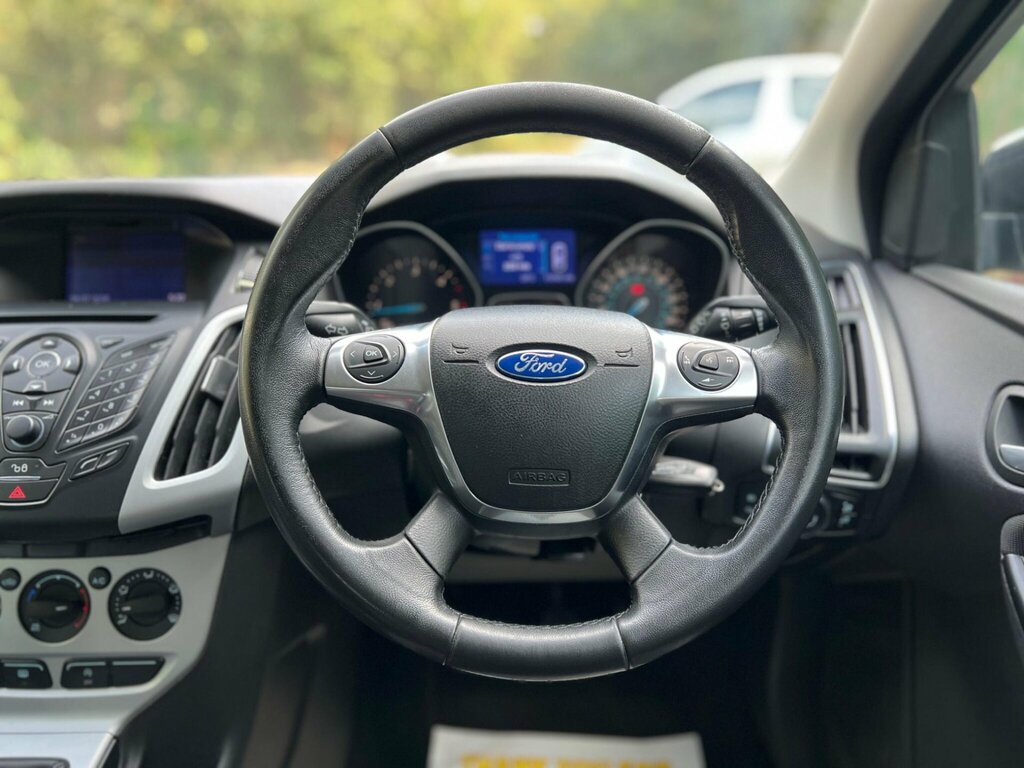Ford Focus 1.6 Zetec Euro 5 Silver #42