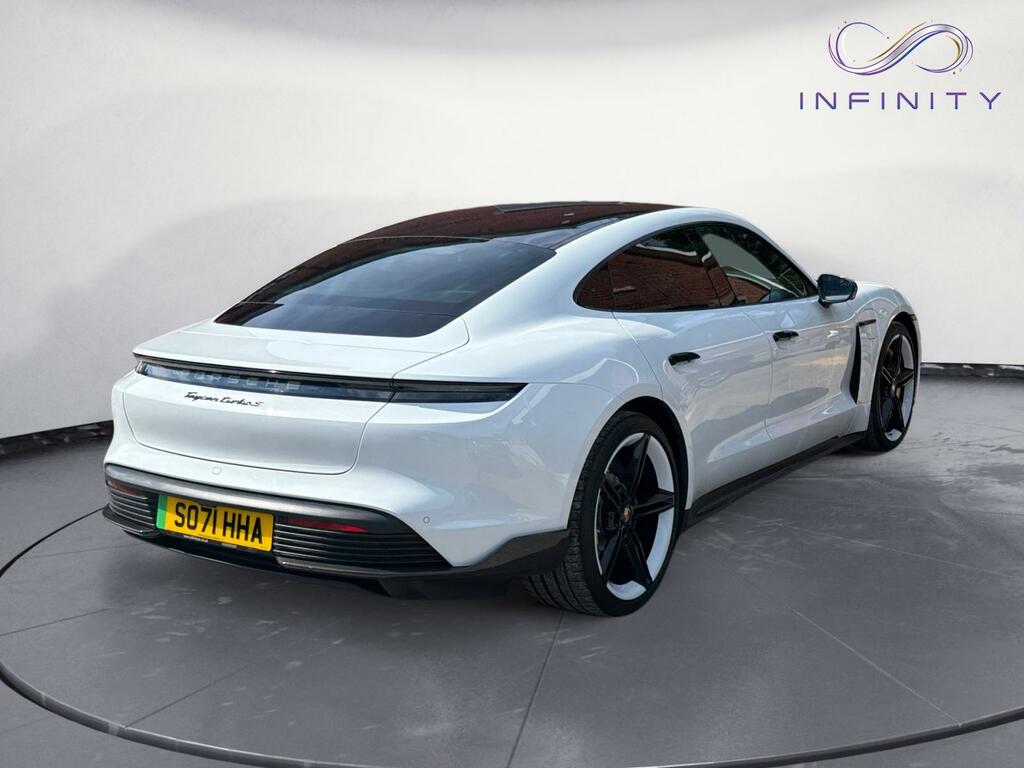 Porsche Taycan Performance Plus 93.4Kwh Turbo S White #6