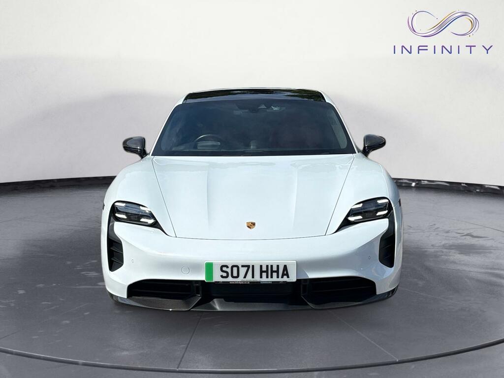 Porsche Taycan Performance Plus 93.4Kwh Turbo S White