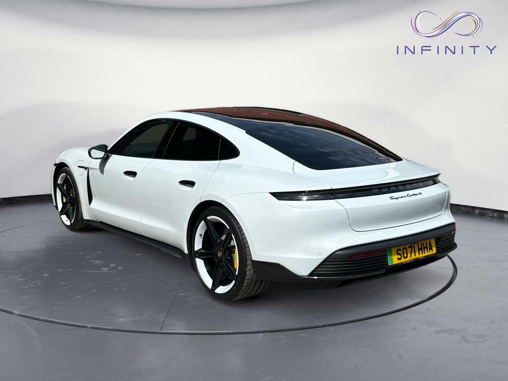 Porsche Taycan Performance Plus 93.4Kwh Turbo S White #4