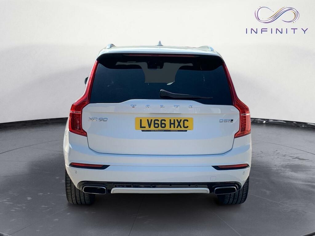 Volvo XC90 2.0 D5 Powerpulse R-design White #6