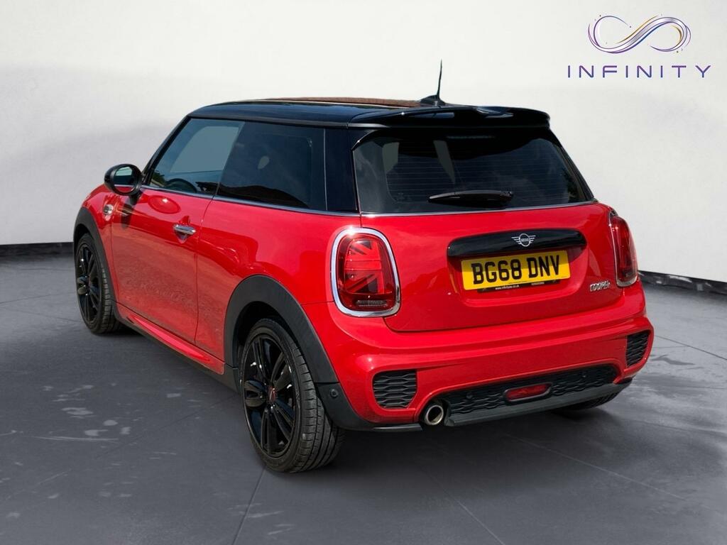 Mini Hatch 1.5 Cooper Red #4