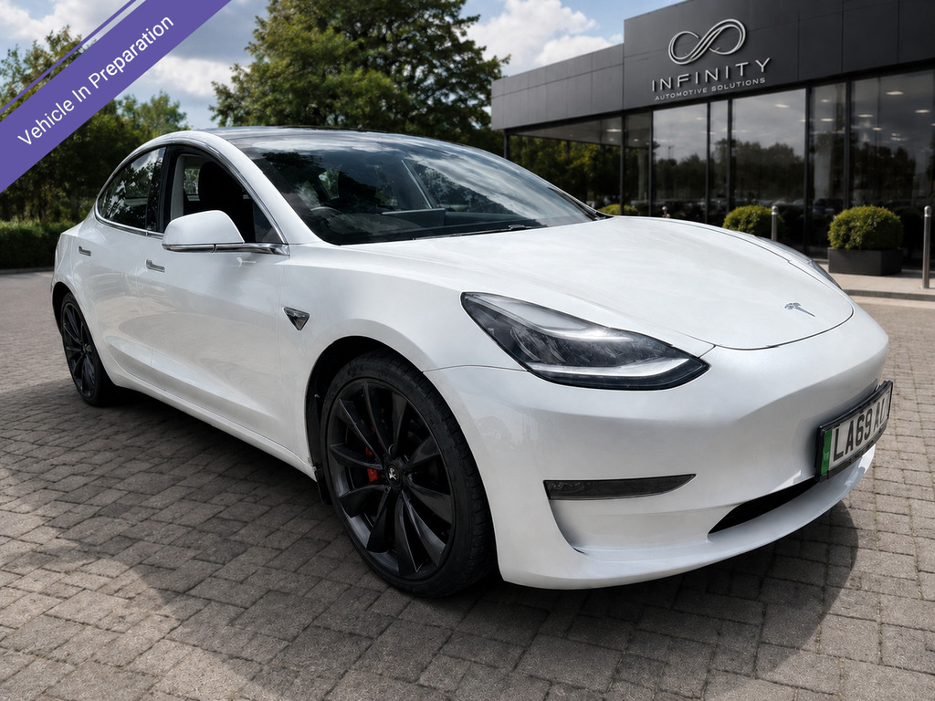 Tesla Model 3 Dual Motor Performance White