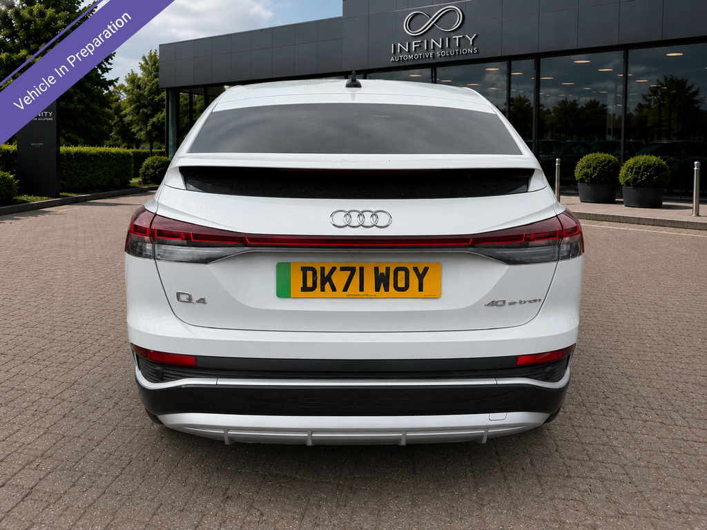 Audi Q4 E Tron 40 Launch Edition Sportback 82Kw White #2