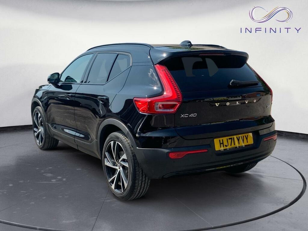 Volvo XC40 2.0 B4 Mhev R-design Pro Black #3