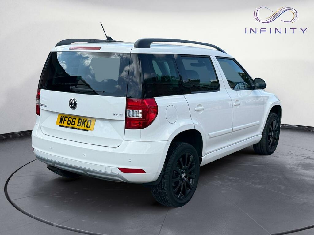 Skoda Yeti 1.2 Tsi Se L White #4