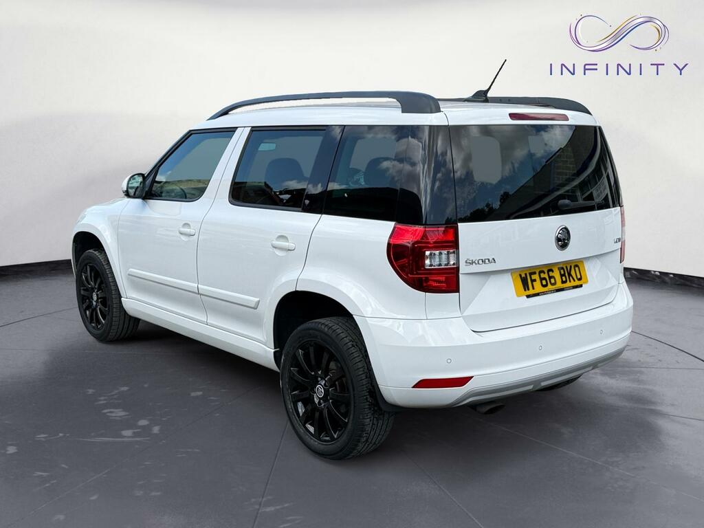 Skoda Yeti 1.2 Tsi Se L White #3