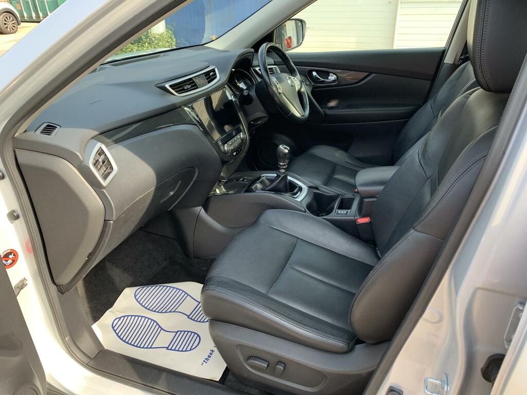 Nissan X-Trail Dci Tekna White #7