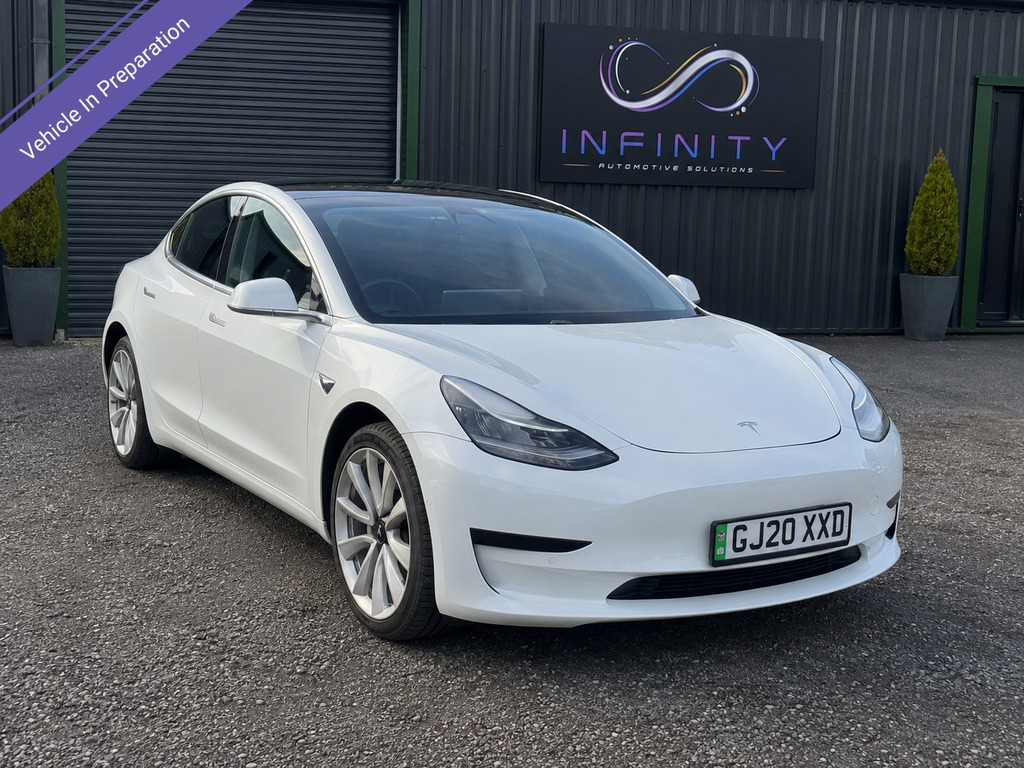 Tesla Model 3 Standard Range Plus White