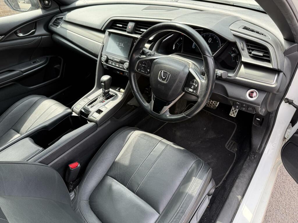 Honda Civic 1.0 Vtec Turbo Ex White #3