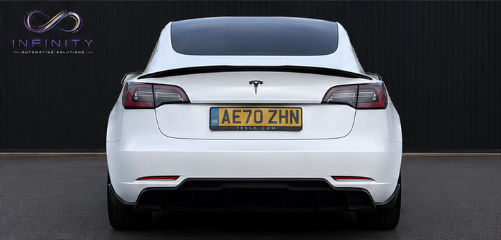 Tesla Model 3 Dual Motor Long Range White