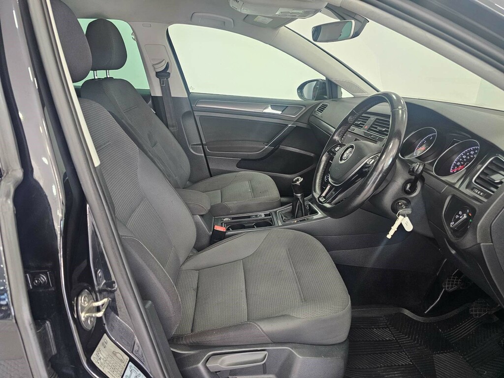 Volkswagen Golf Match Edition Tsi Evo LT20LUY #2
