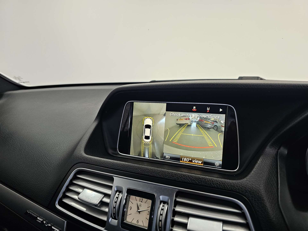 Mercedes-Benz E Class Amg Line Edition Premium  #2