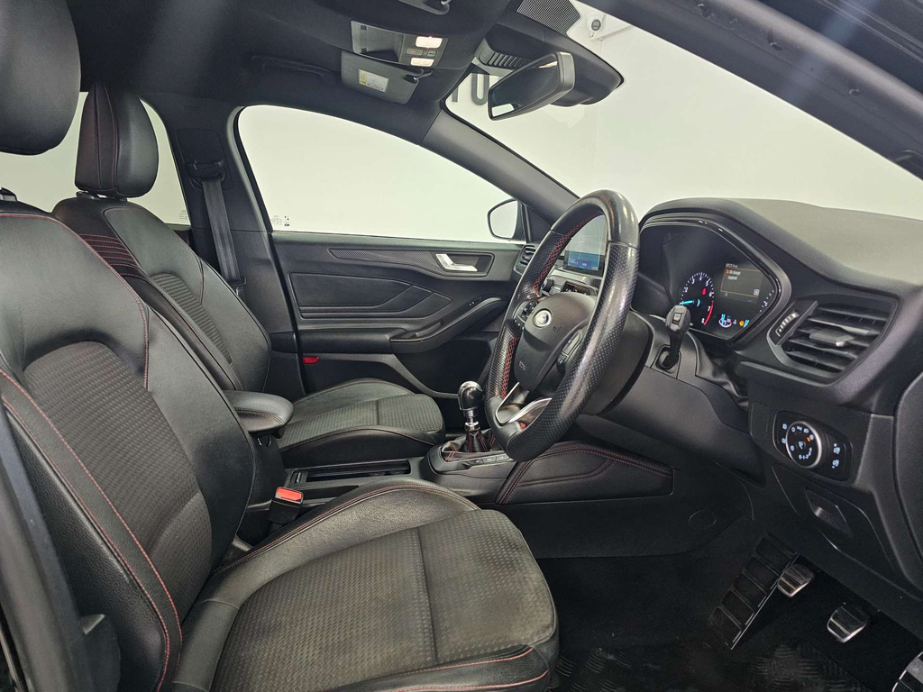 Ford Focus St-line X GN20MYT Black #3