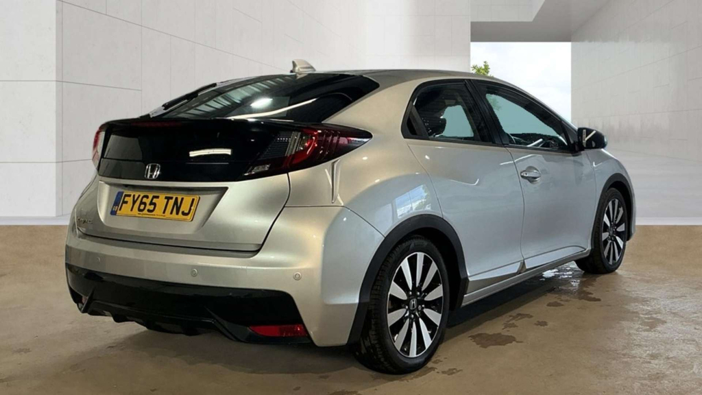 Honda Civic I-vtec Se #3