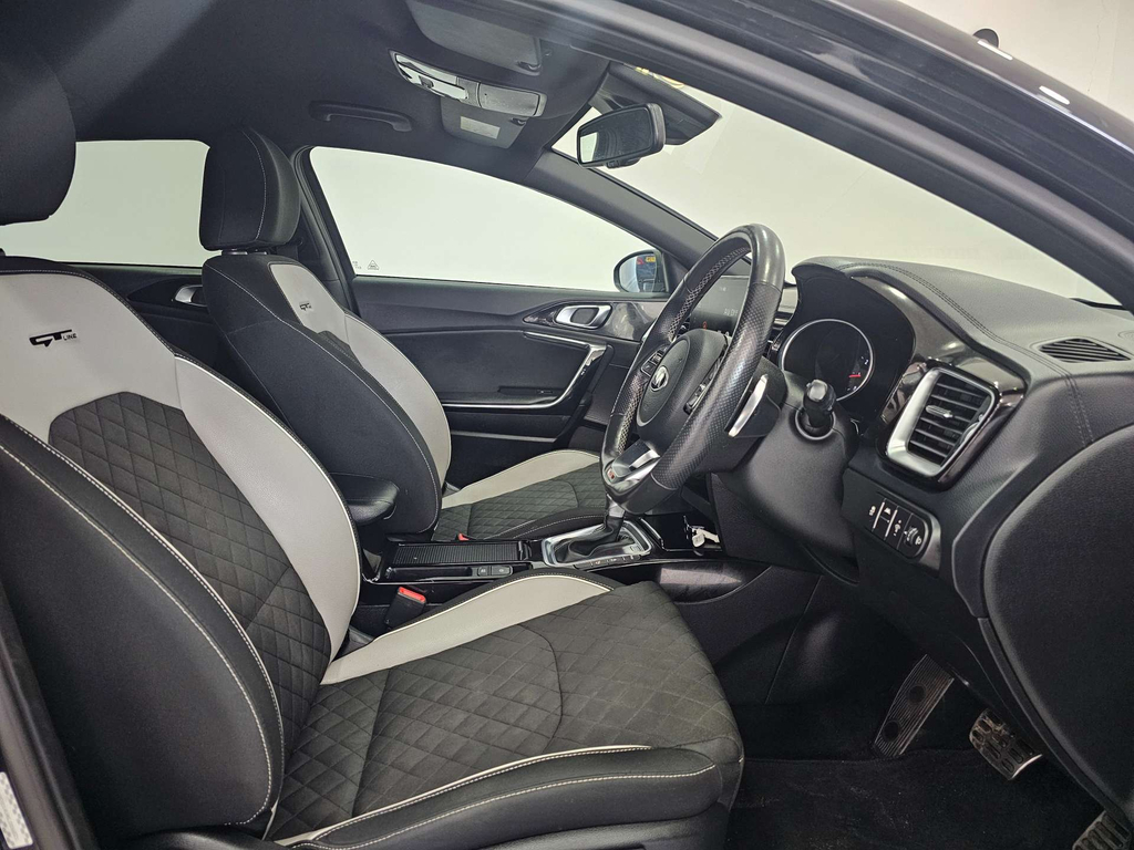 Kia Proceed Gt-line Isg FY69NAU Black #2