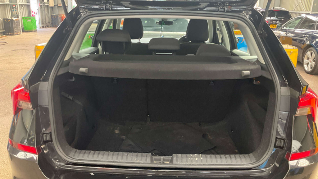 Skoda Kamiq 1.0 Tsi 95Ps Se L Suv Grey #7