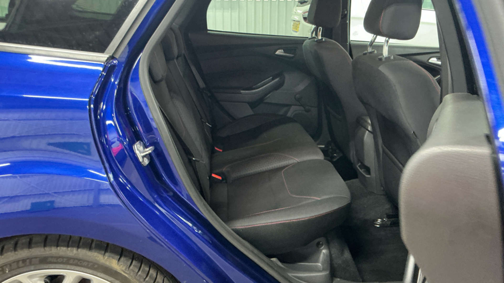 Ford Focus 1.5 Tdci Titanium Estate Euro 6 Silver #8