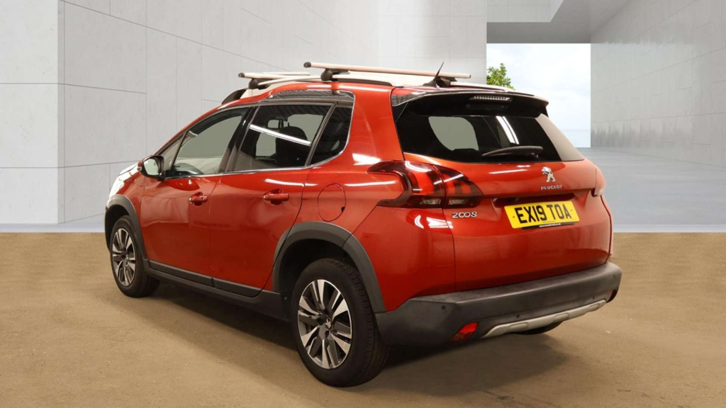 Peugeot 2008 Allure Premium Red #3