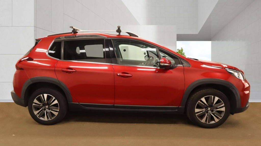 Peugeot 2008 Allure Premium Red #5