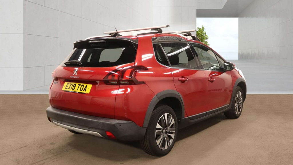 Peugeot 2008 Allure Premium Red #4