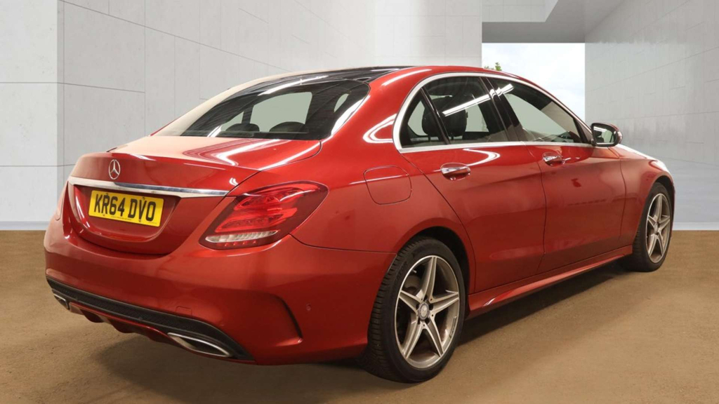Mercedes-Benz C Class Amg Line Premium Bluetec Red #4