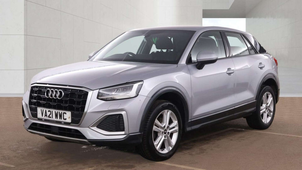 Audi Q2 Sport 30 Tfsi Silver #2
