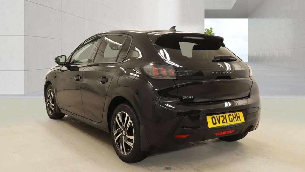 Peugeot 208 Allure Premium Puretech Ss #3