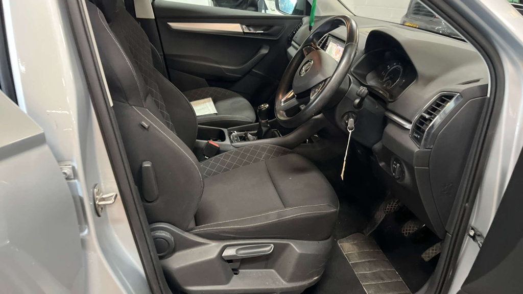 Skoda Karoq 1.5 Tsi Act Sportline Dsg Euro 6 Ss Black #9