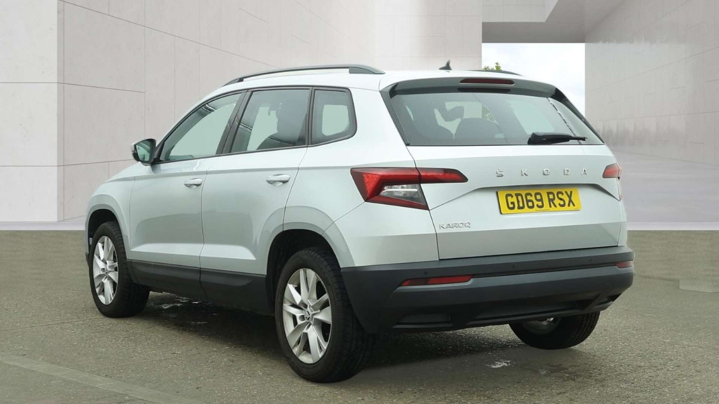Skoda Karoq 1.5 Tsi Act Sportline Dsg Euro 6 Ss Black #3