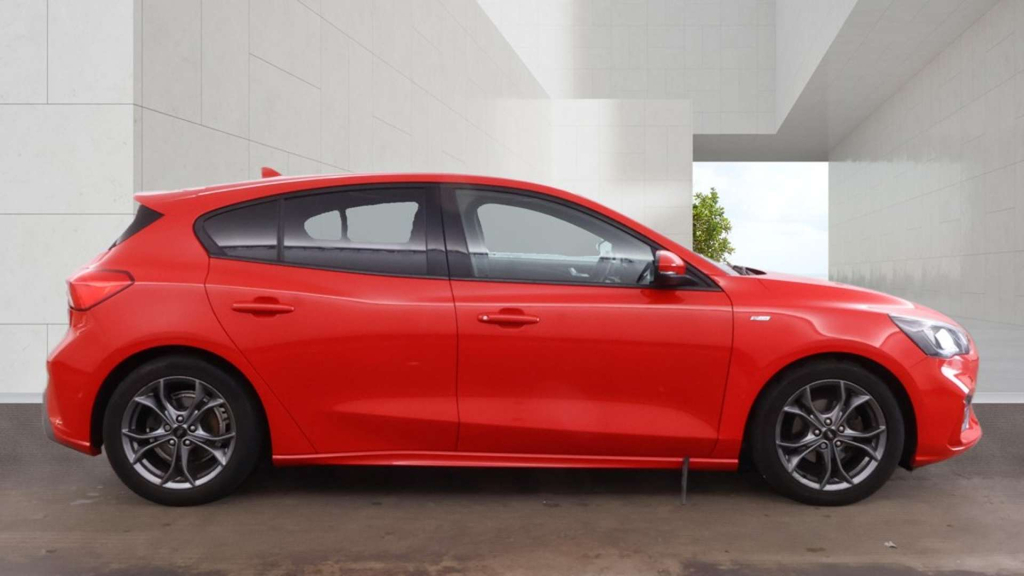 Ford Focus St-line HD18DWN Red #5