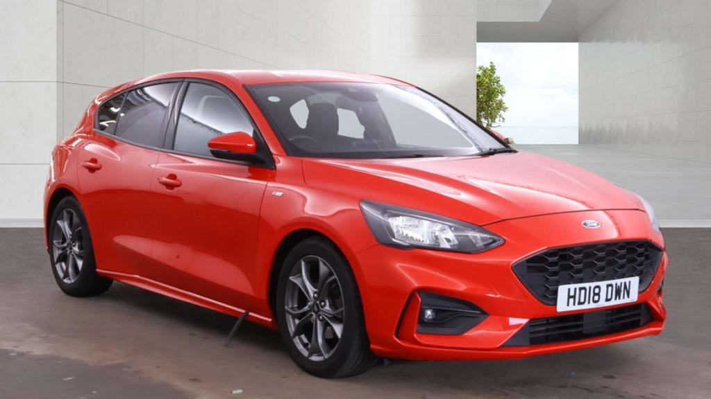 Ford Focus St-line HD18DWN Red