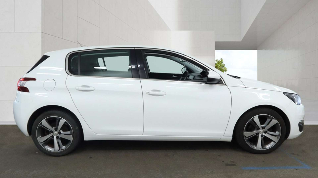 Peugeot 308 Allure Puretech Ss White #5